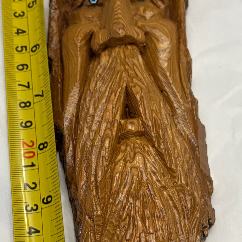 Hand-Carved Wooden Beard Face Wall Hanging - Rustic Brown - Picture 5 of 10